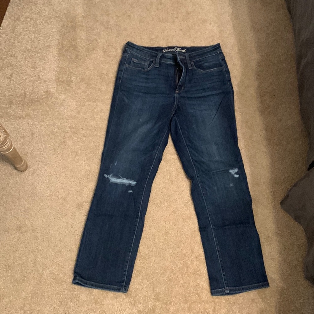 Universal thread distressed straight leg jeans 8